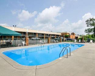 quality inn lewisburg