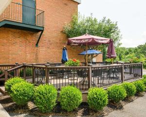 quality inn lewisburg