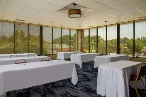 quality inn lewisburg