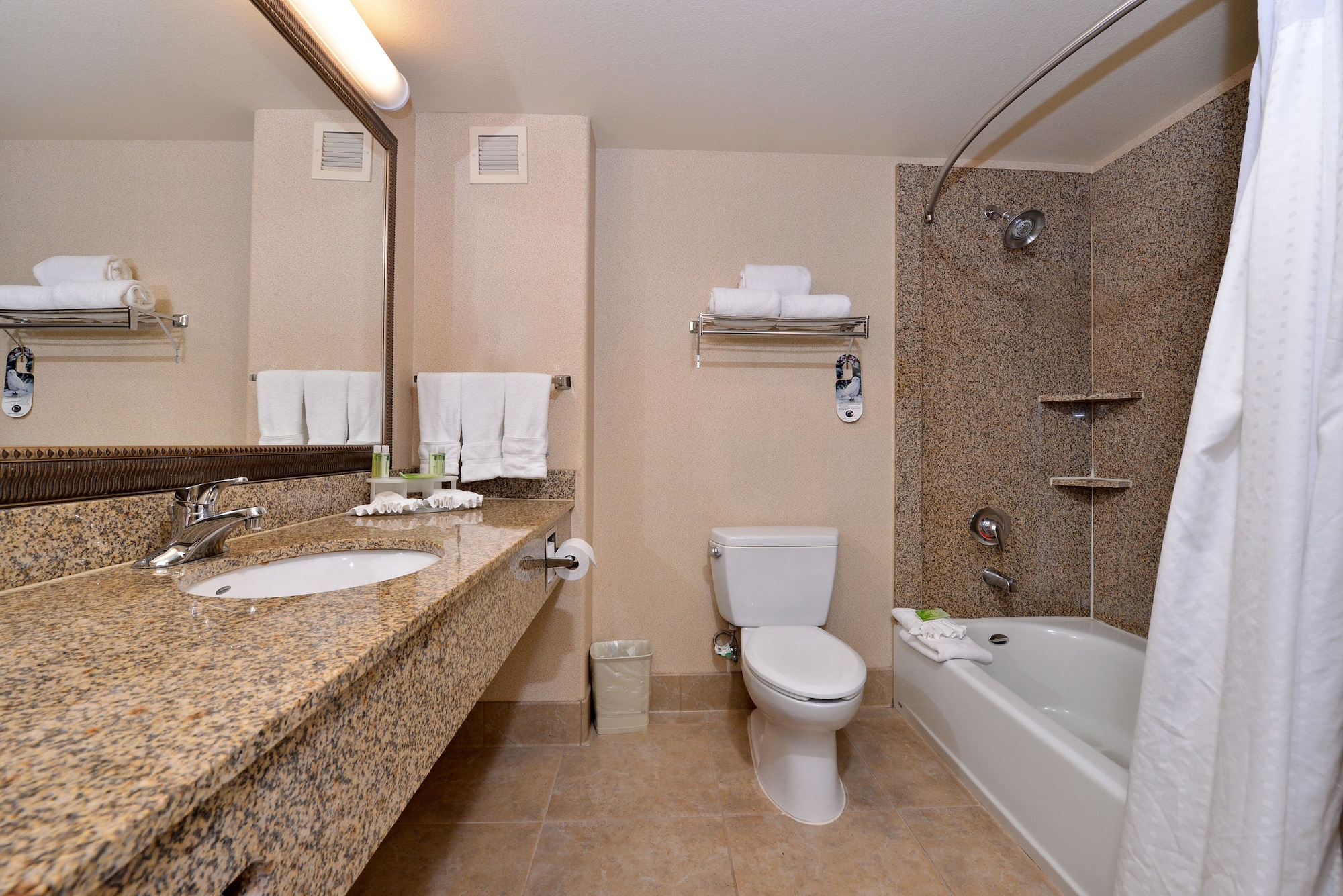 holiday inn express hotel and suites lincoln by ihg