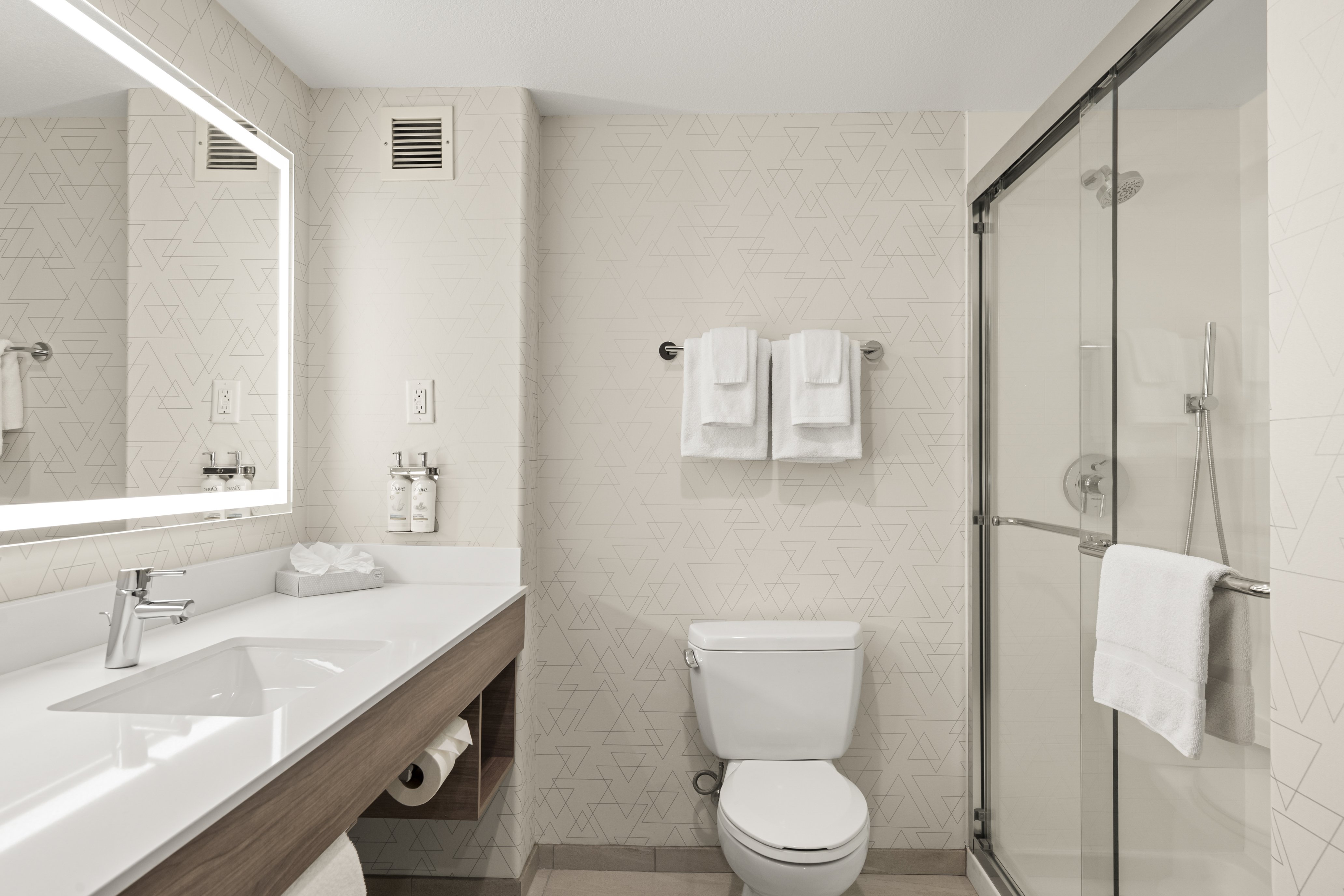 holiday inn express hotel and suites lincoln by ihg