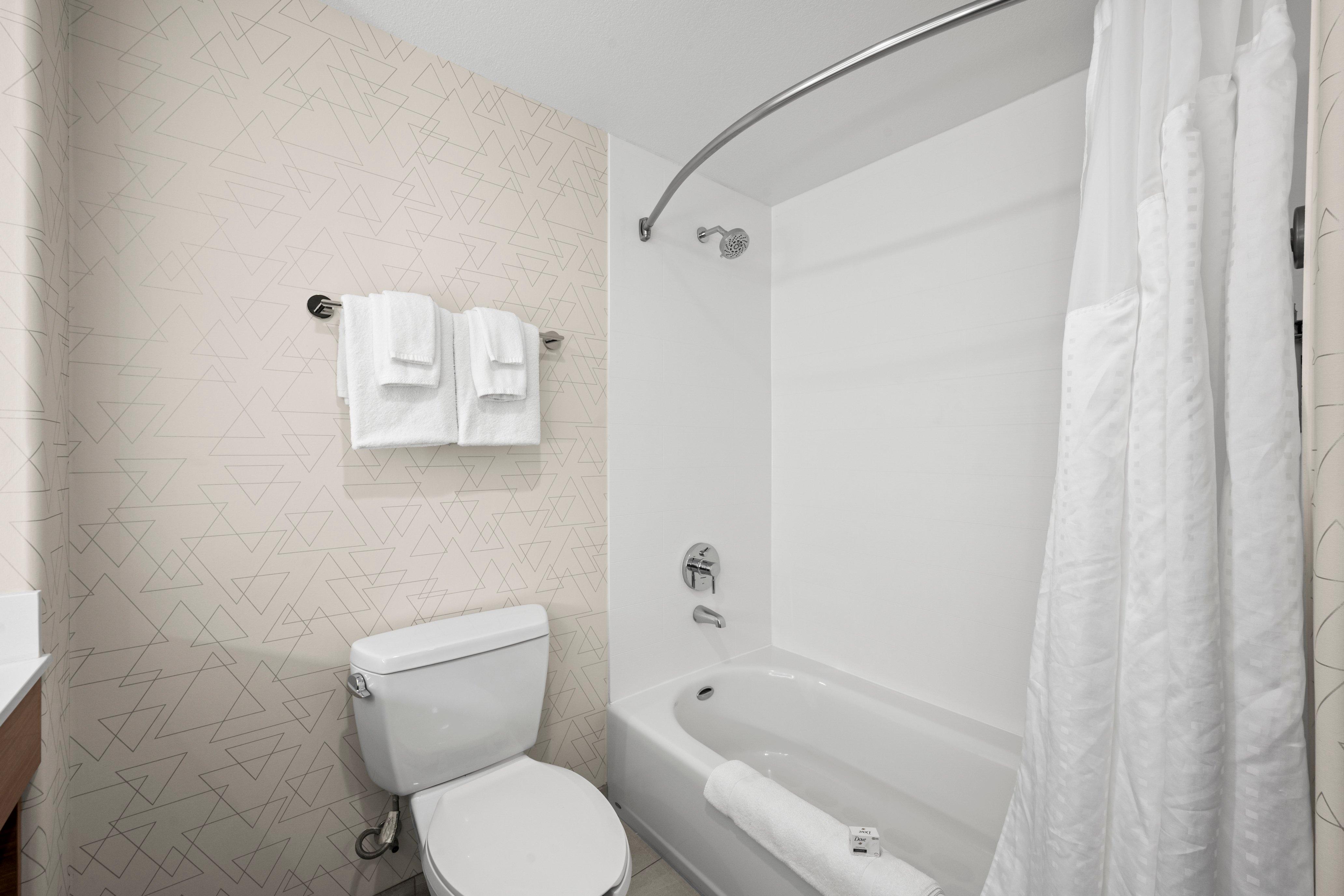 holiday inn express hotel and suites lincoln by ihg