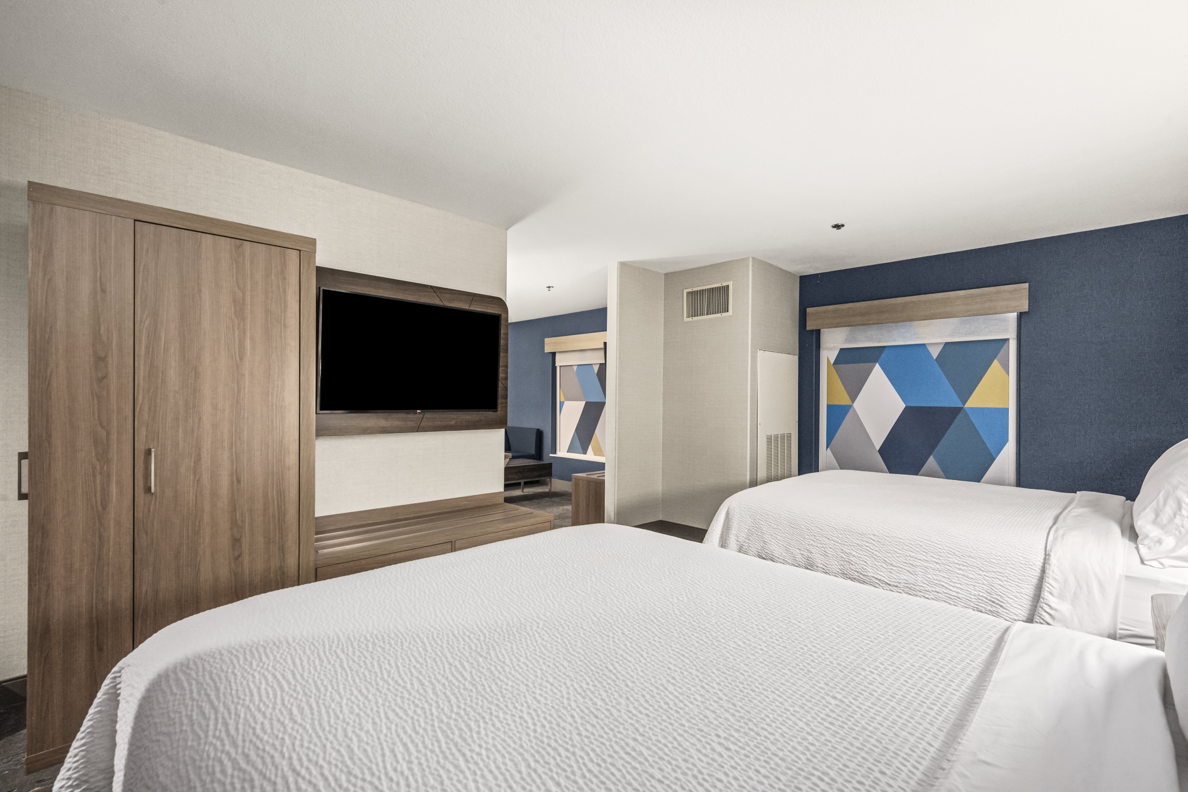 holiday inn express hotel and suites lincoln by ihg
