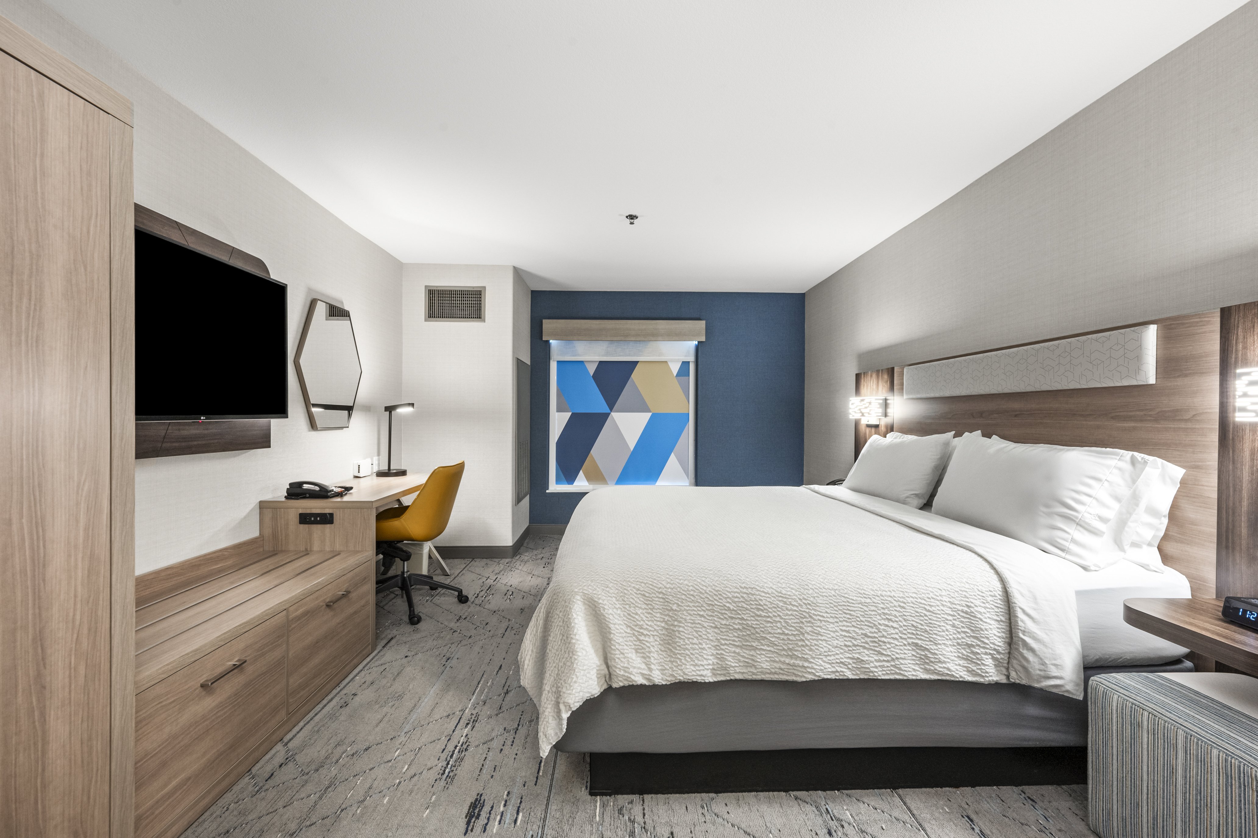 holiday inn express hotel and suites lincoln by ihg