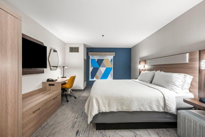 holiday inn express hotel and suites lincoln by ihg