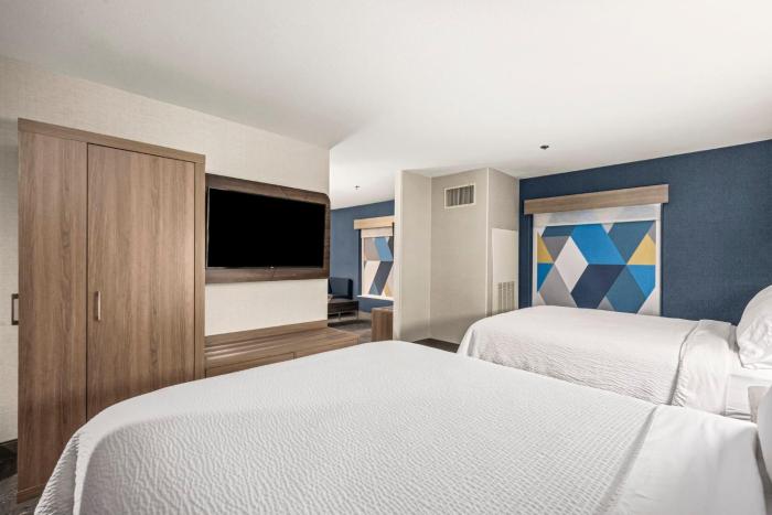 holiday inn express hotel and suites lincoln by ihg