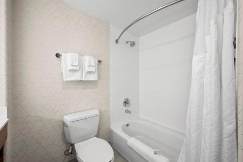 holiday inn express hotel and suites lincoln by ihg