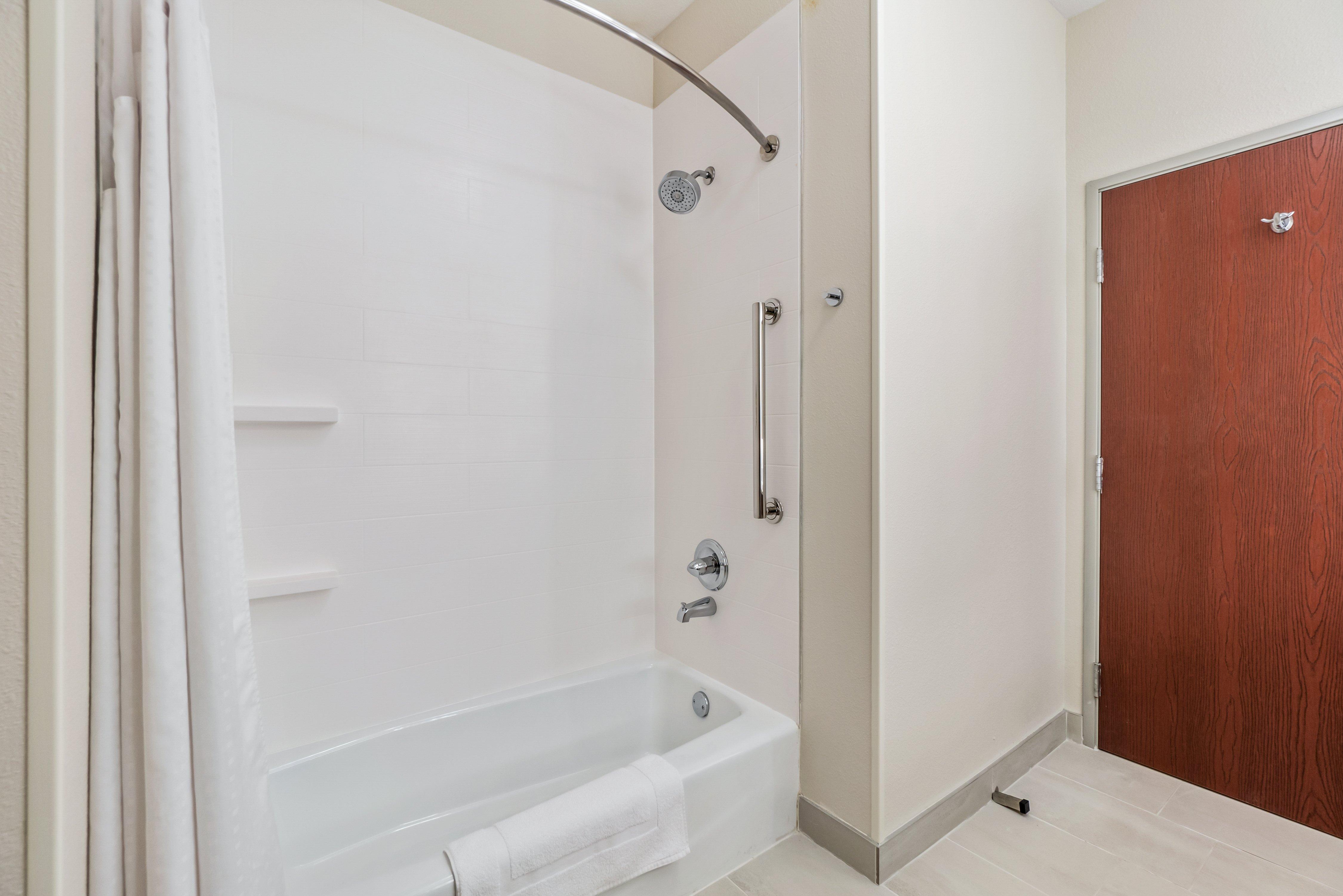 holiday inn express suites van buren ft smith area by ihg