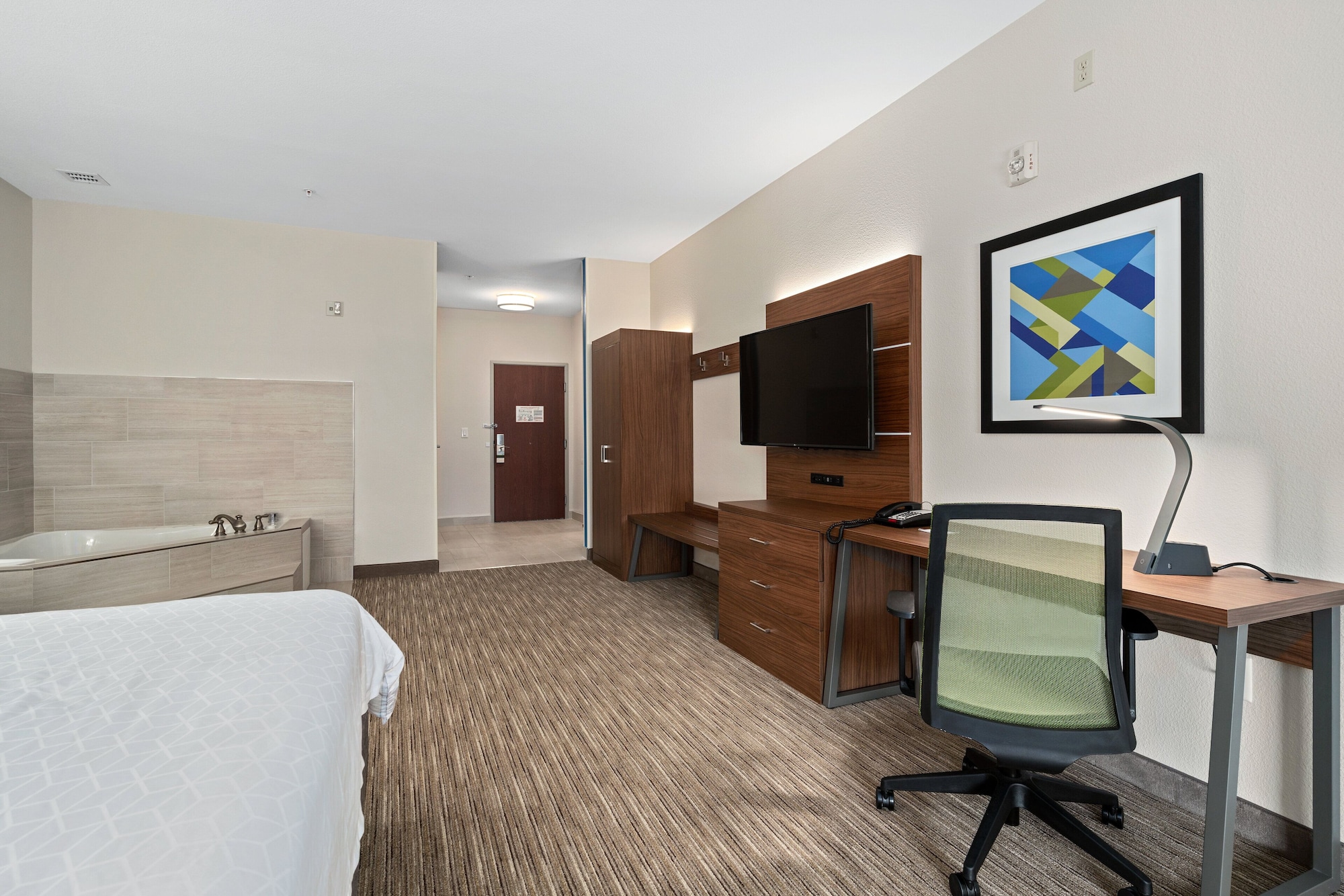 holiday inn express suites van buren ft smith area by ihg