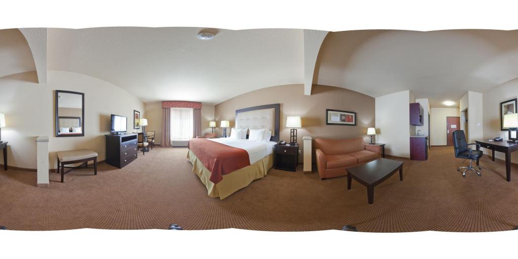 holiday inn express suites van buren ft smith area by ihg