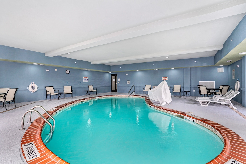 holiday inn express suites van buren ft smith area by ihg