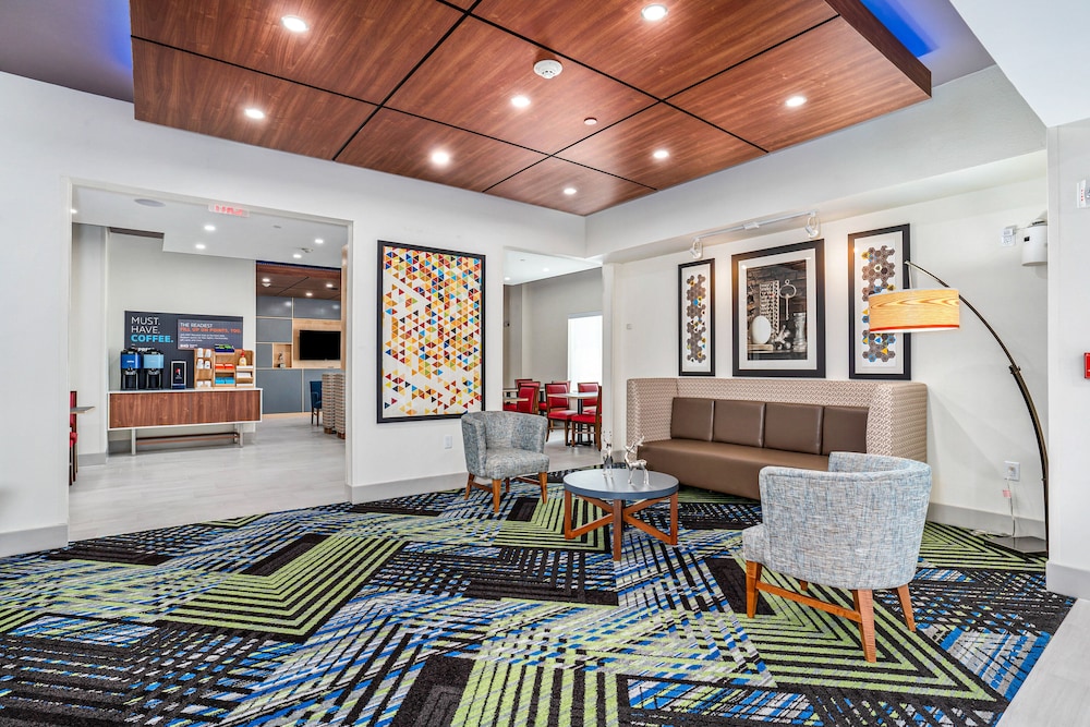 holiday inn express suites van buren ft smith area by ihg
