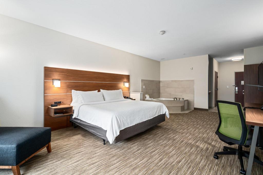 holiday inn express suites van buren ft smith area by ihg