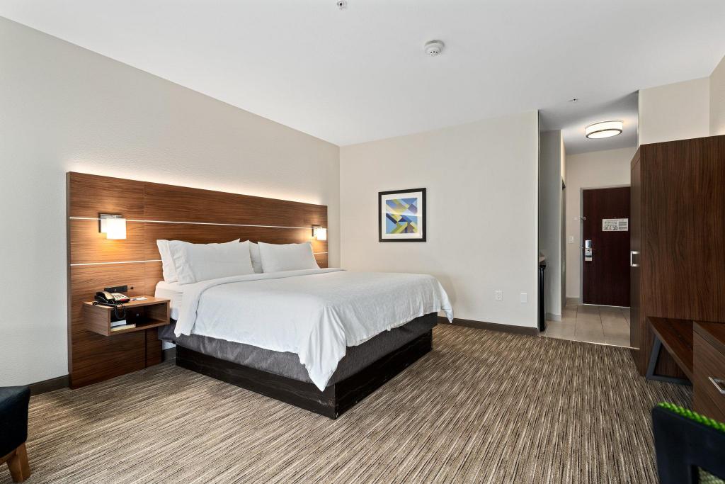 holiday inn express suites van buren ft smith area by ihg
