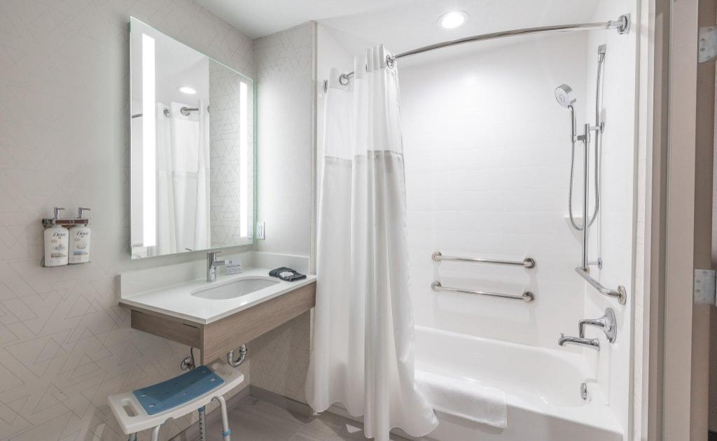 holiday inn express hotel and suites st robert by ihg