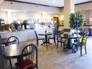 Bell's Extended Stay And Suites,Rolla>>Devils Elbow,2 star