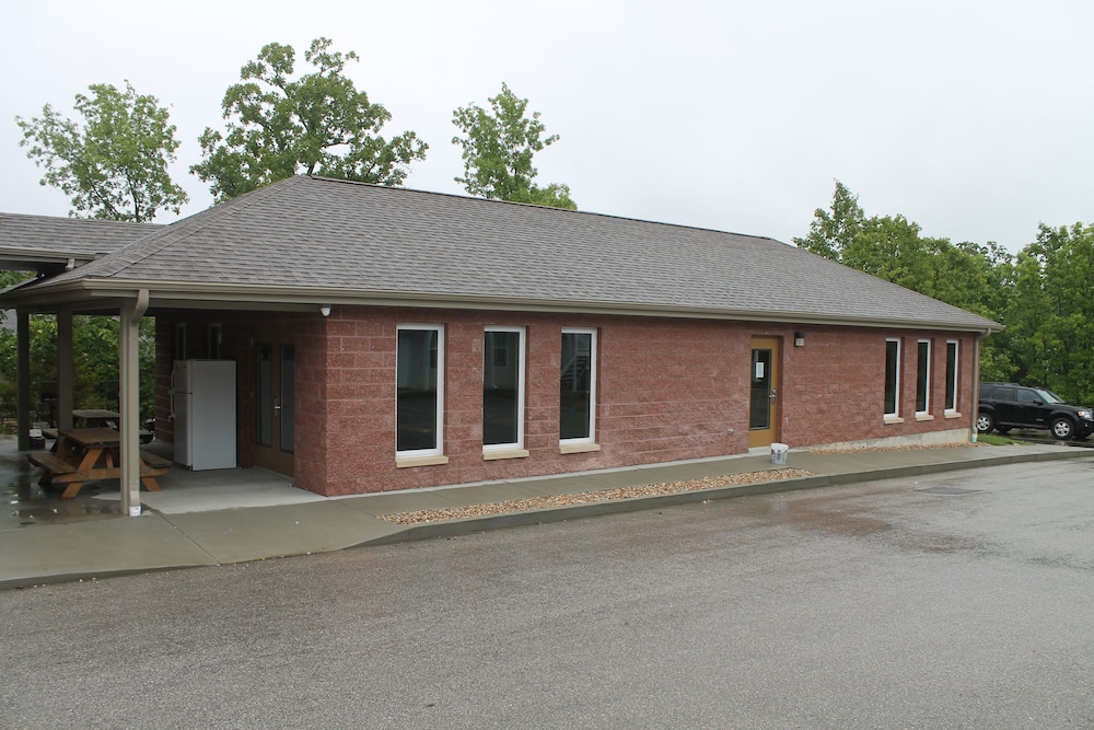 bells extended stay and suites