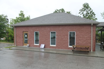 bells extended stay and suites