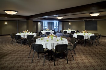 executive suites hotel and resort squamish