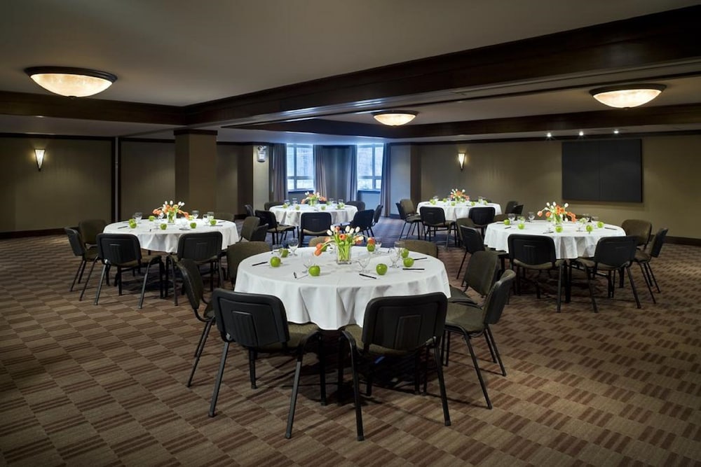 executive suites hotel and resort squamish