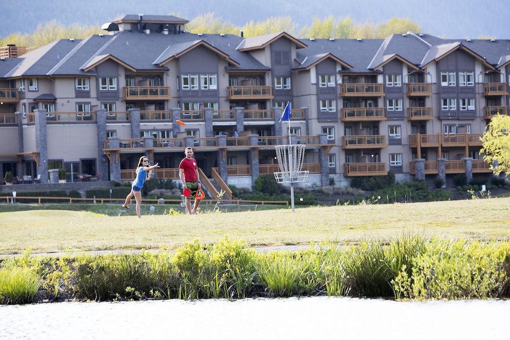 executive suites hotel and resort squamish