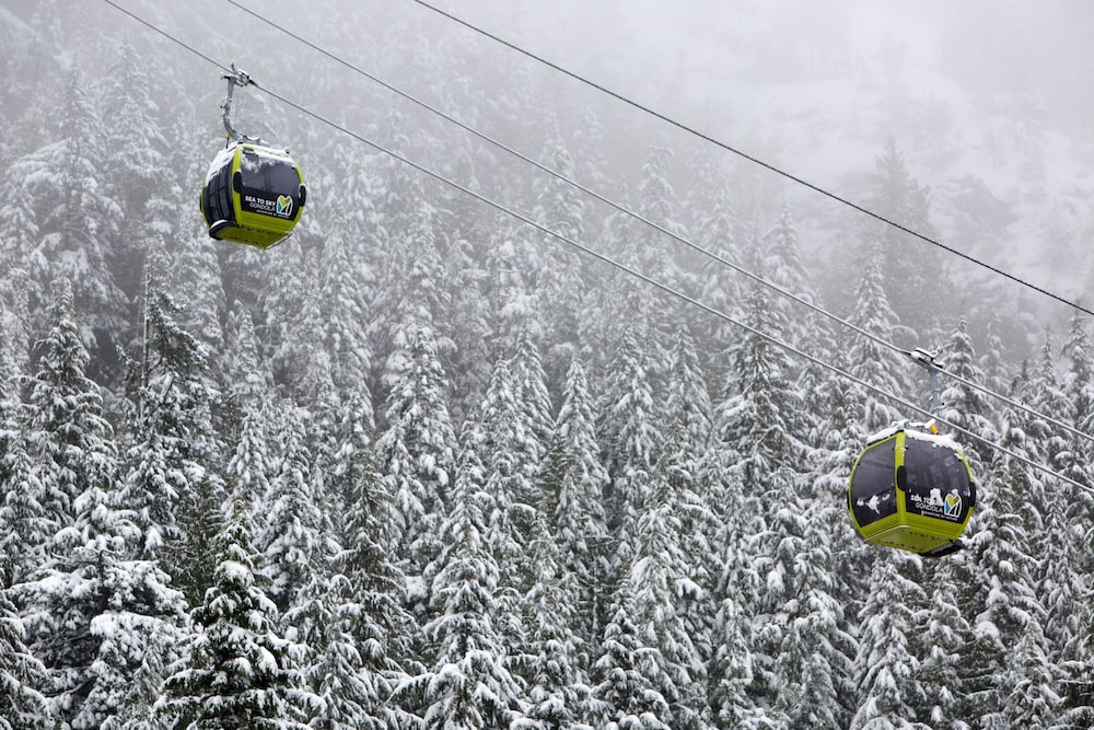 executive suites hotel and resort squamish