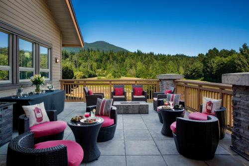 executive suites hotel and resort squamish