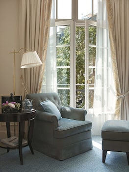 shangri la paris