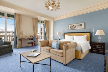 shangri la paris