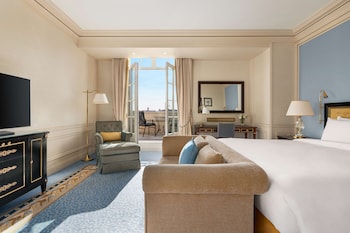 shangri la paris