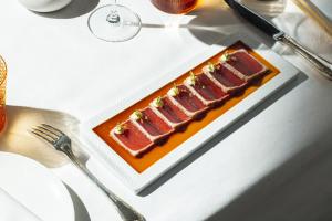 shangri la paris
