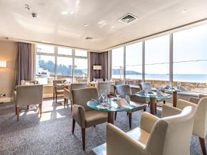 L'horizon Beach Hotel & Spa,Near Sir Winston Churchill Memorial Gardens,4 star