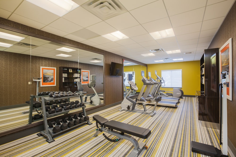holiday inn express and suites eureka by ihg