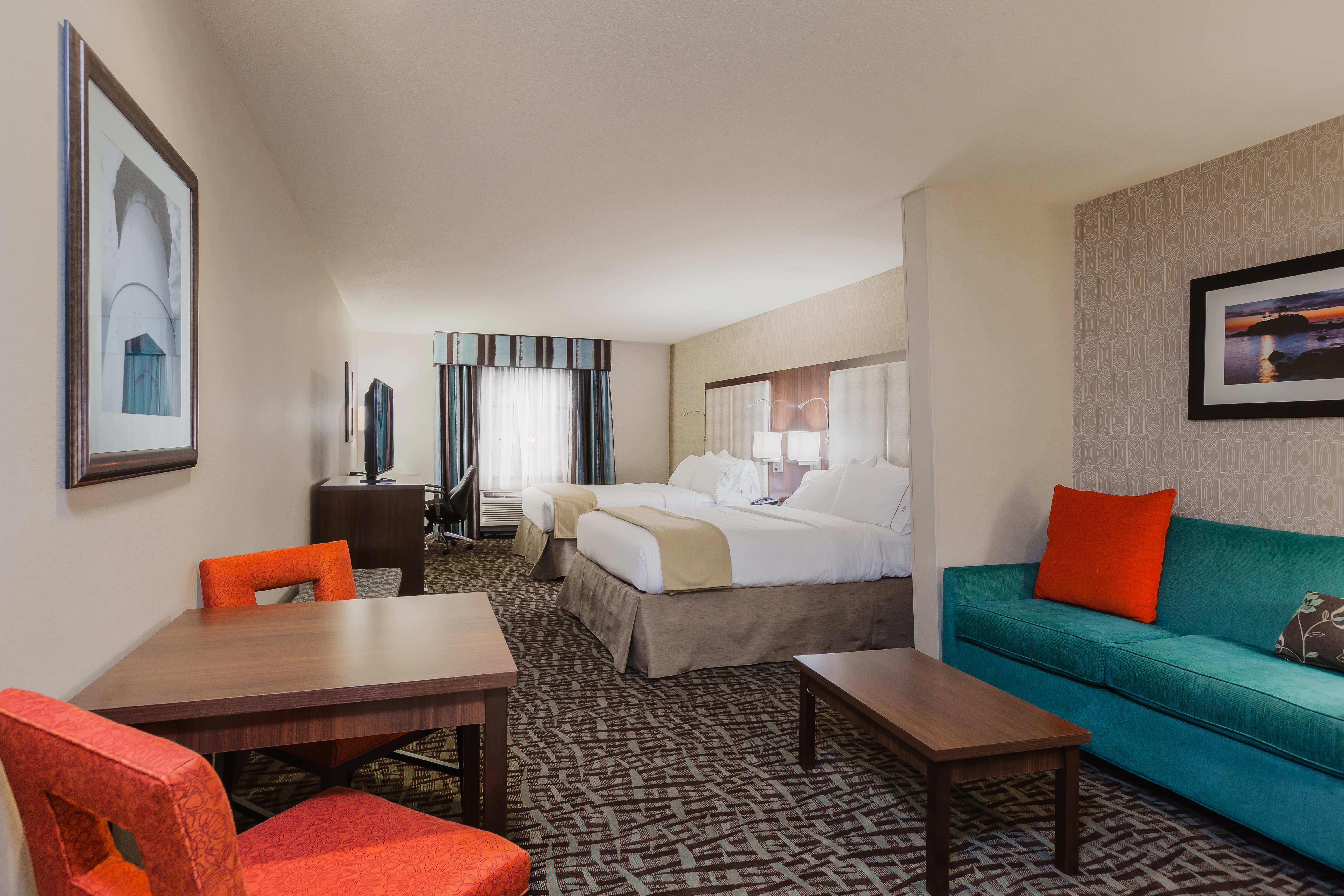 holiday inn express and suites eureka by ihg