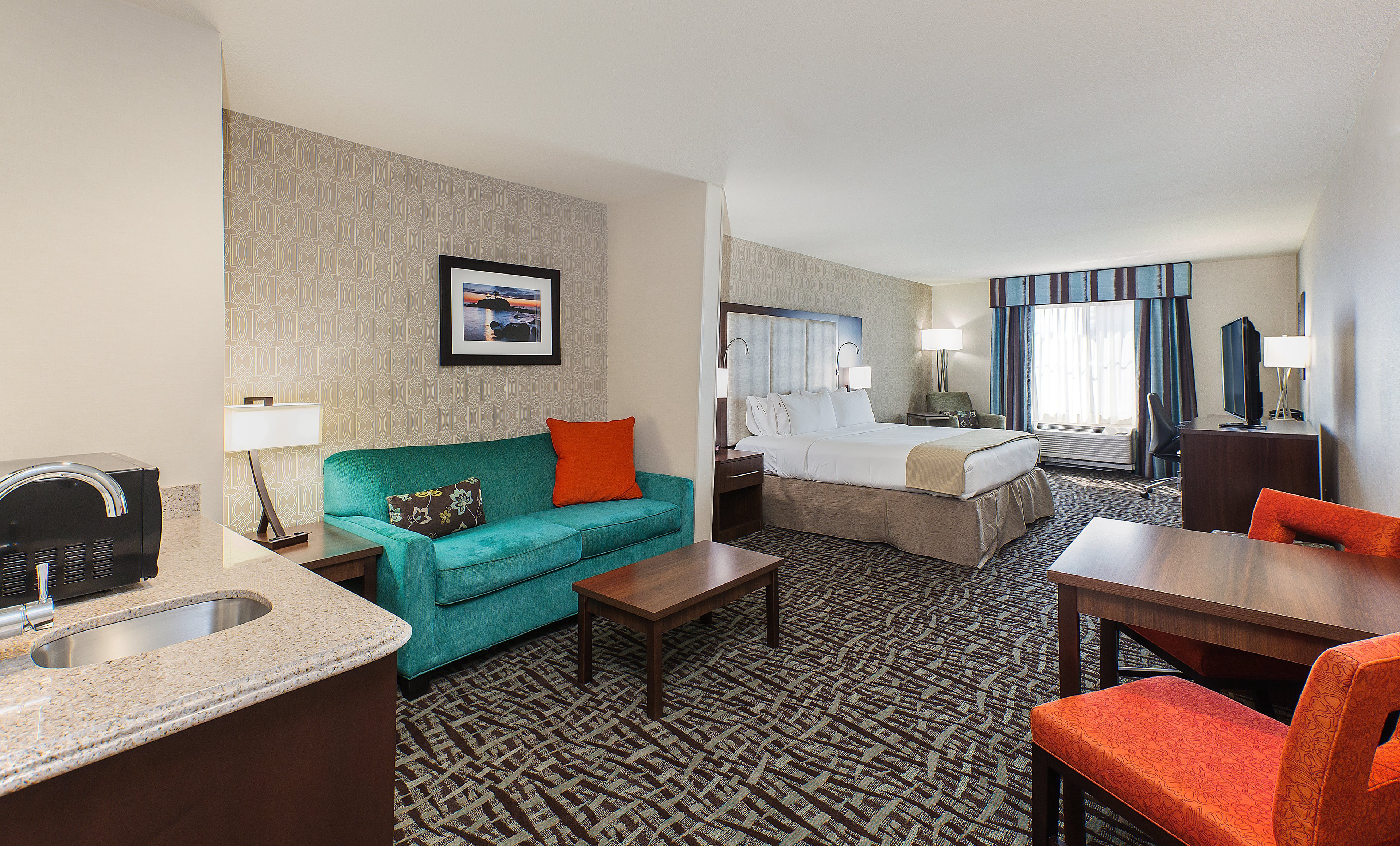 holiday inn express and suites eureka by ihg