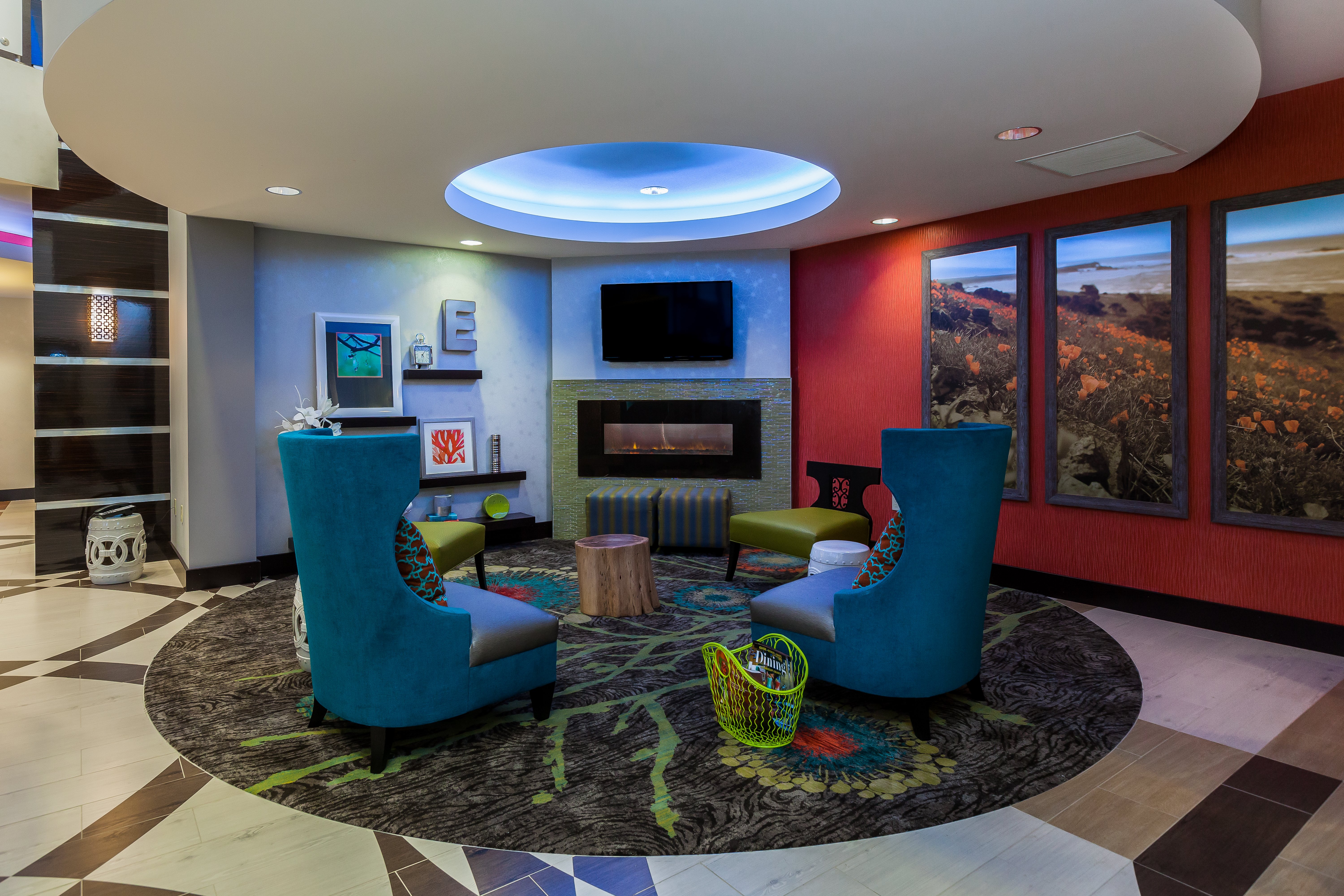 holiday inn express and suites eureka by ihg