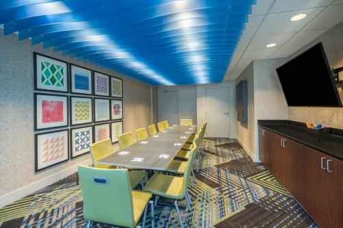 holiday inn express radcliff fort knox by ihg