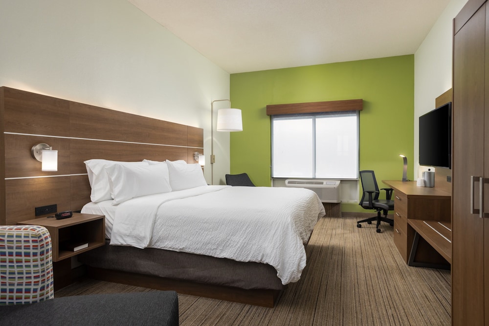 holiday inn express and suites carrollton by ihg