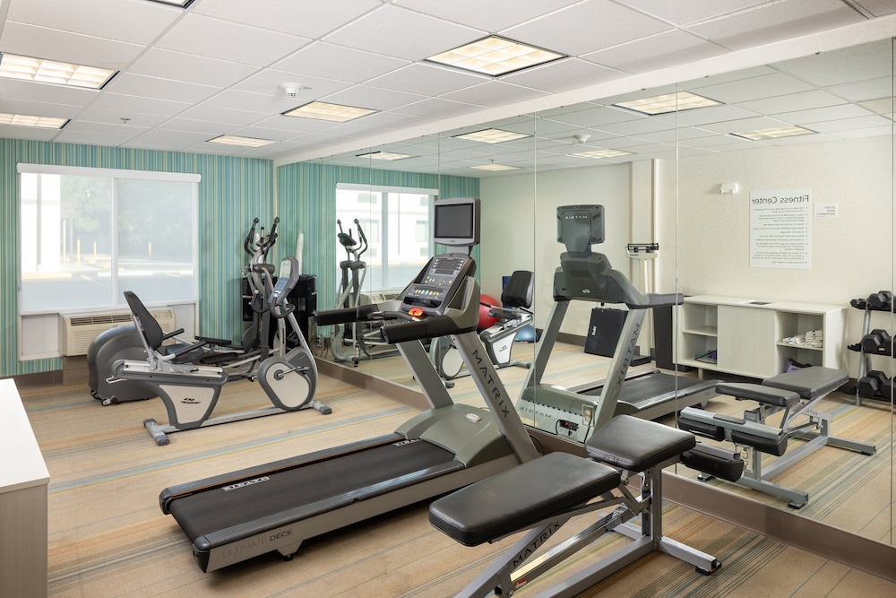 holiday inn express and suites carrollton by ihg