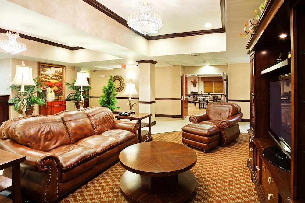 holiday inn express and suites carrollton by ihg