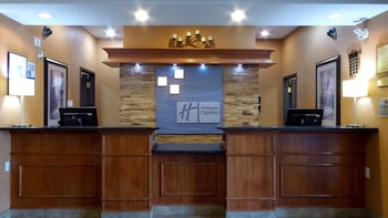 Holiday Inn Express & Suites Grande Prairie By Ihg,Grande Prairie>>Clairmont,3 star