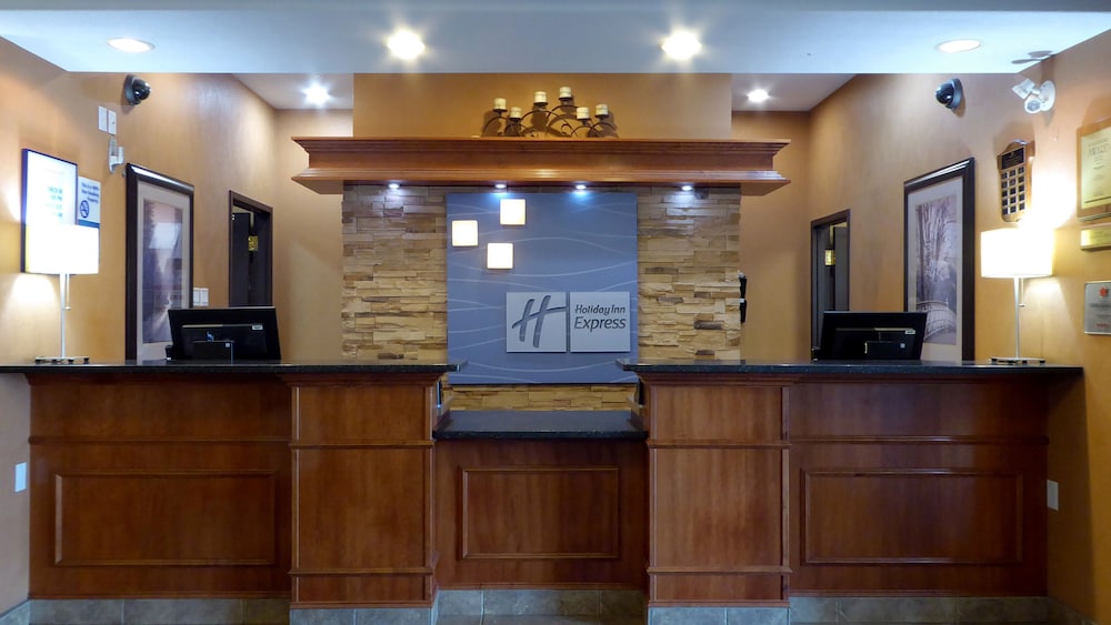 holiday inn express and suites grande prairie by ihg