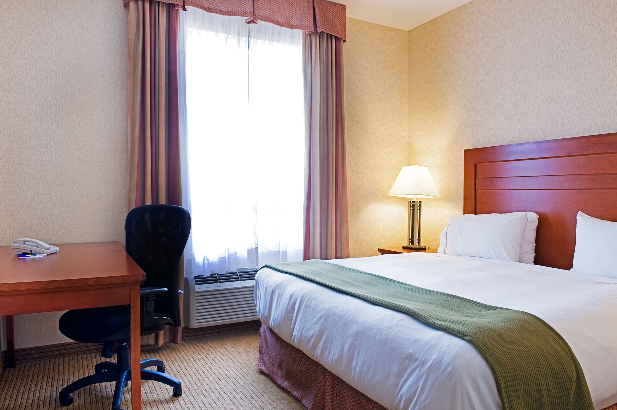 holiday inn express and suites grande prairie by ihg