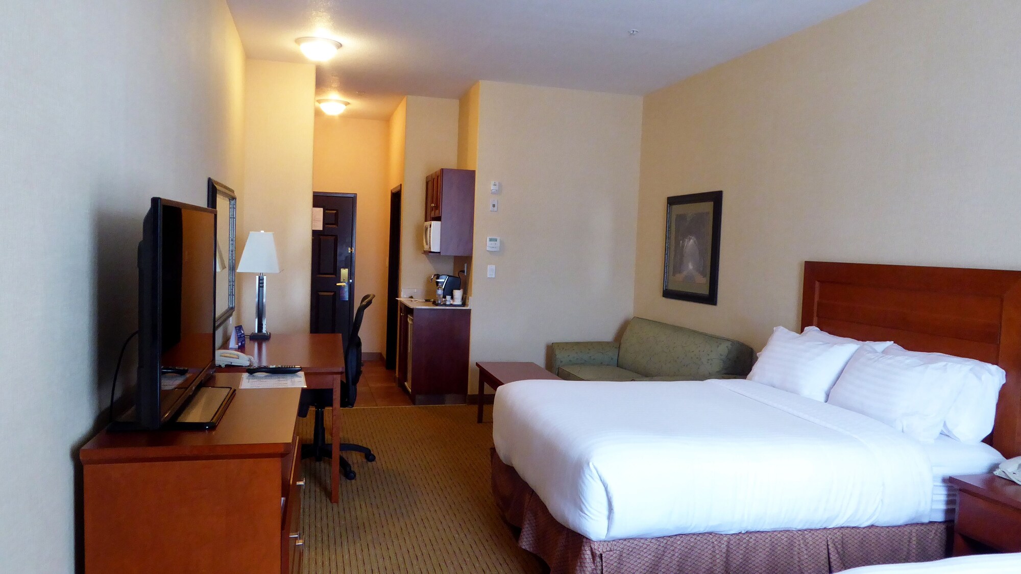 holiday inn express and suites grande prairie by ihg