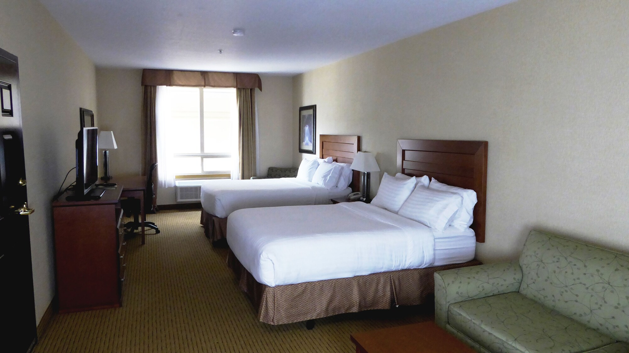 holiday inn express and suites grande prairie by ihg