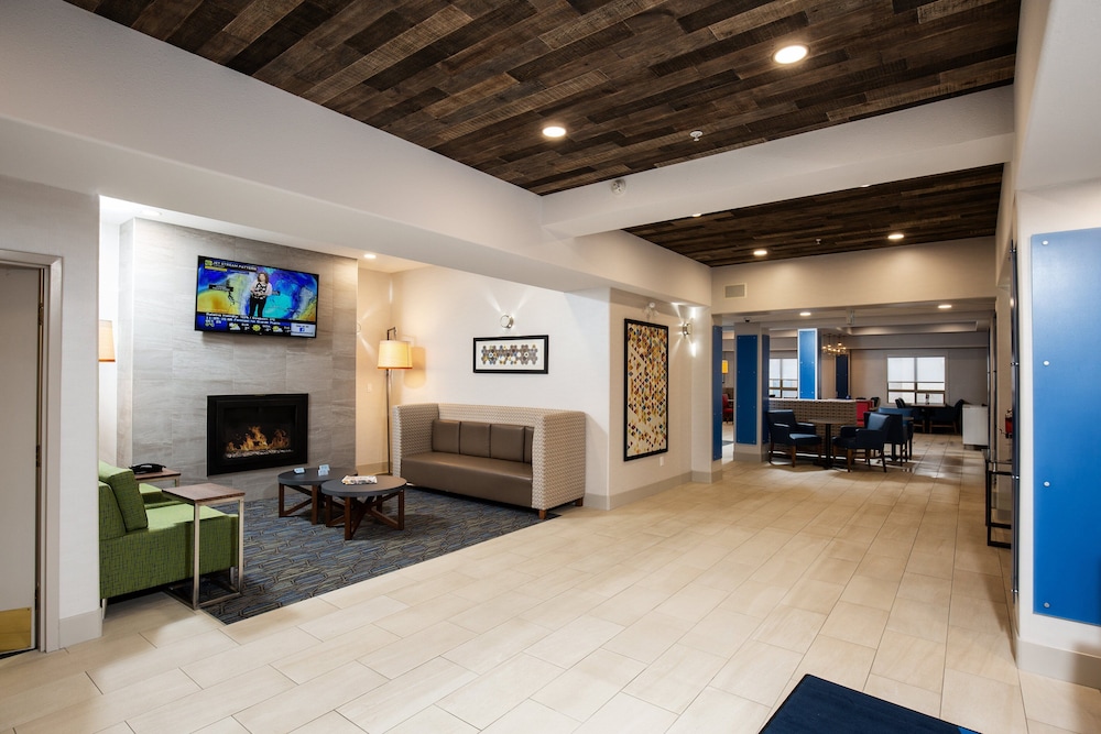 holiday inn express and suites grande prairie by ihg