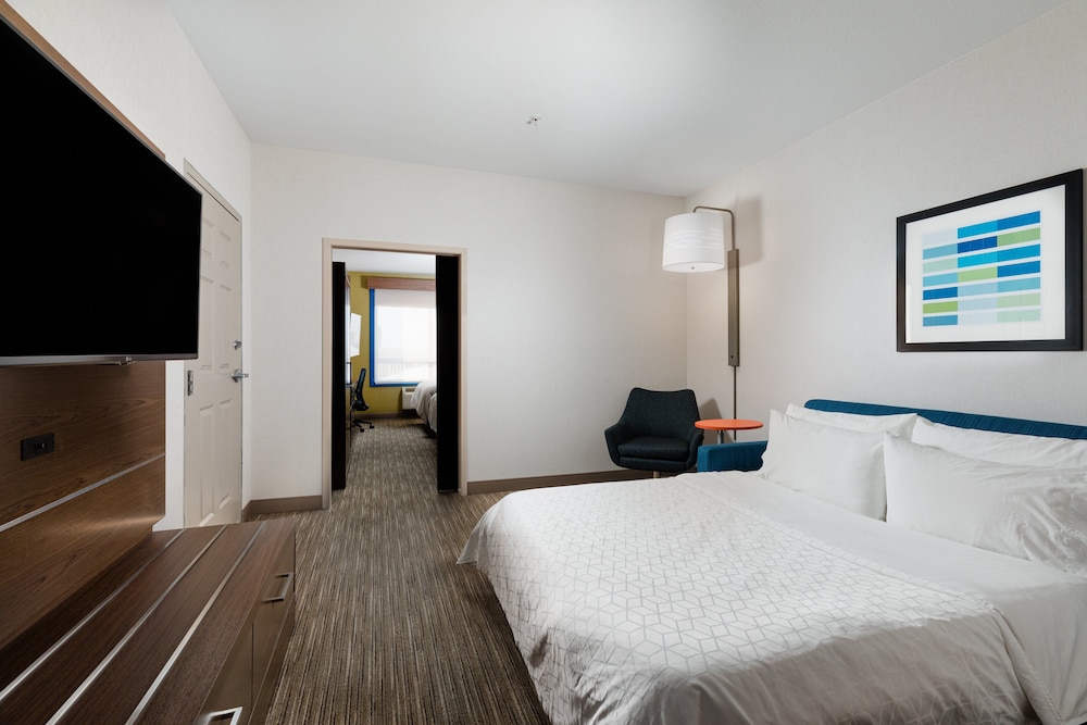 holiday inn express and suites grande prairie by ihg