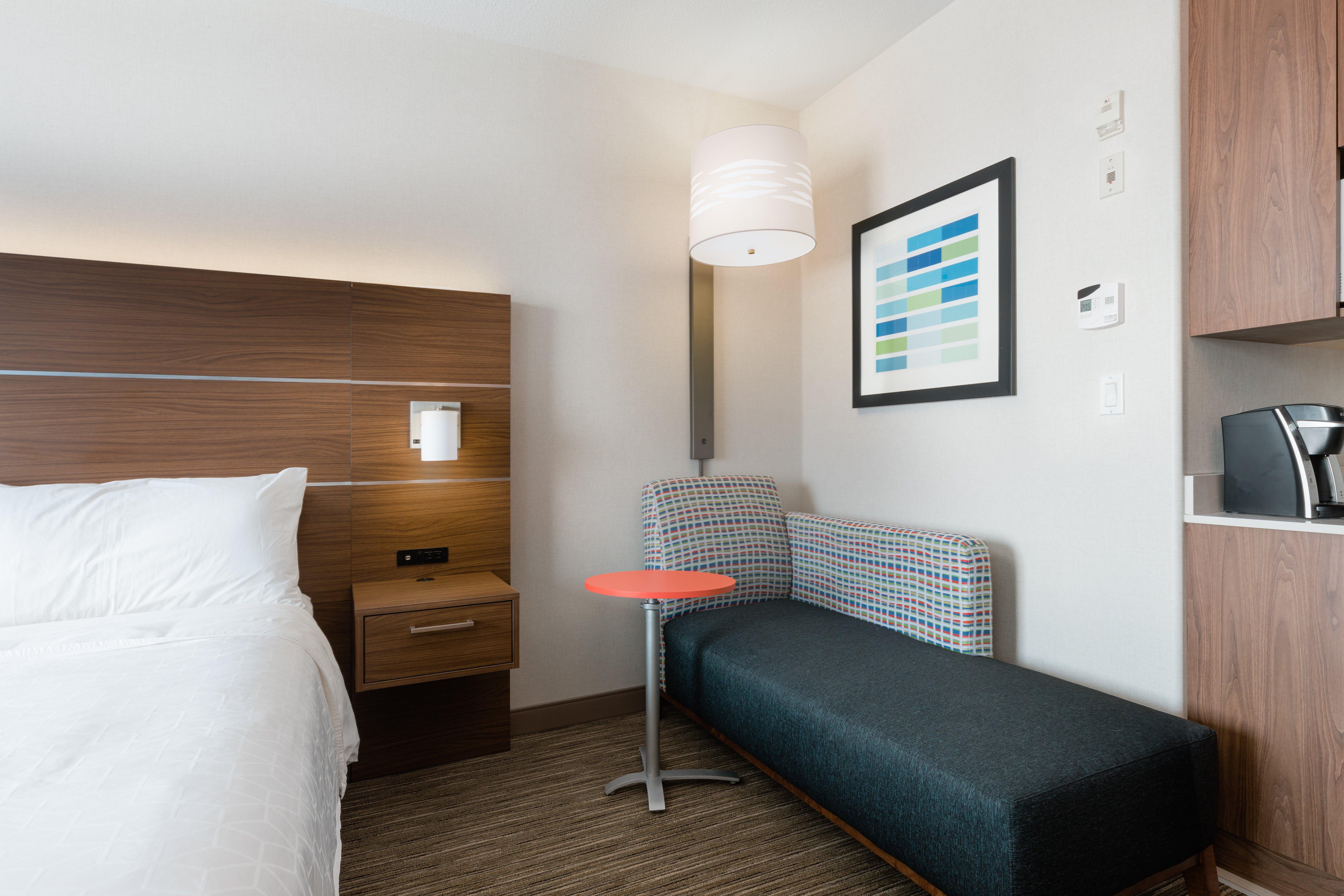 holiday inn express and suites grande prairie by ihg