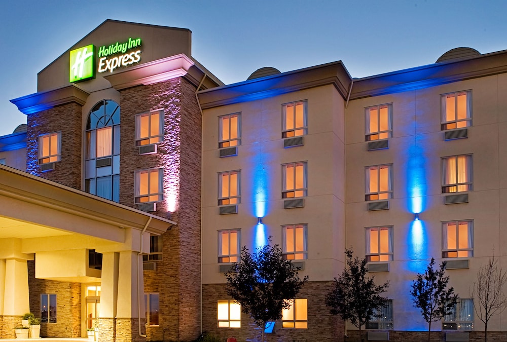 holiday inn express and suites grande prairie by ihg