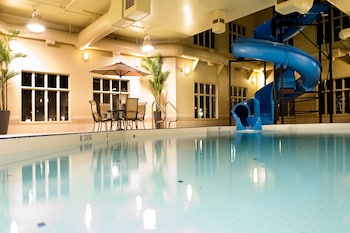 Holiday Inn Express & Suites Grande Prairie By Ihg,Grande Prairie>>Clairmont,3 star